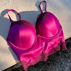 NEW Size 34C Victorias Secret Satin Bombshell Corset Bustier Pink Lace Crop Bra
